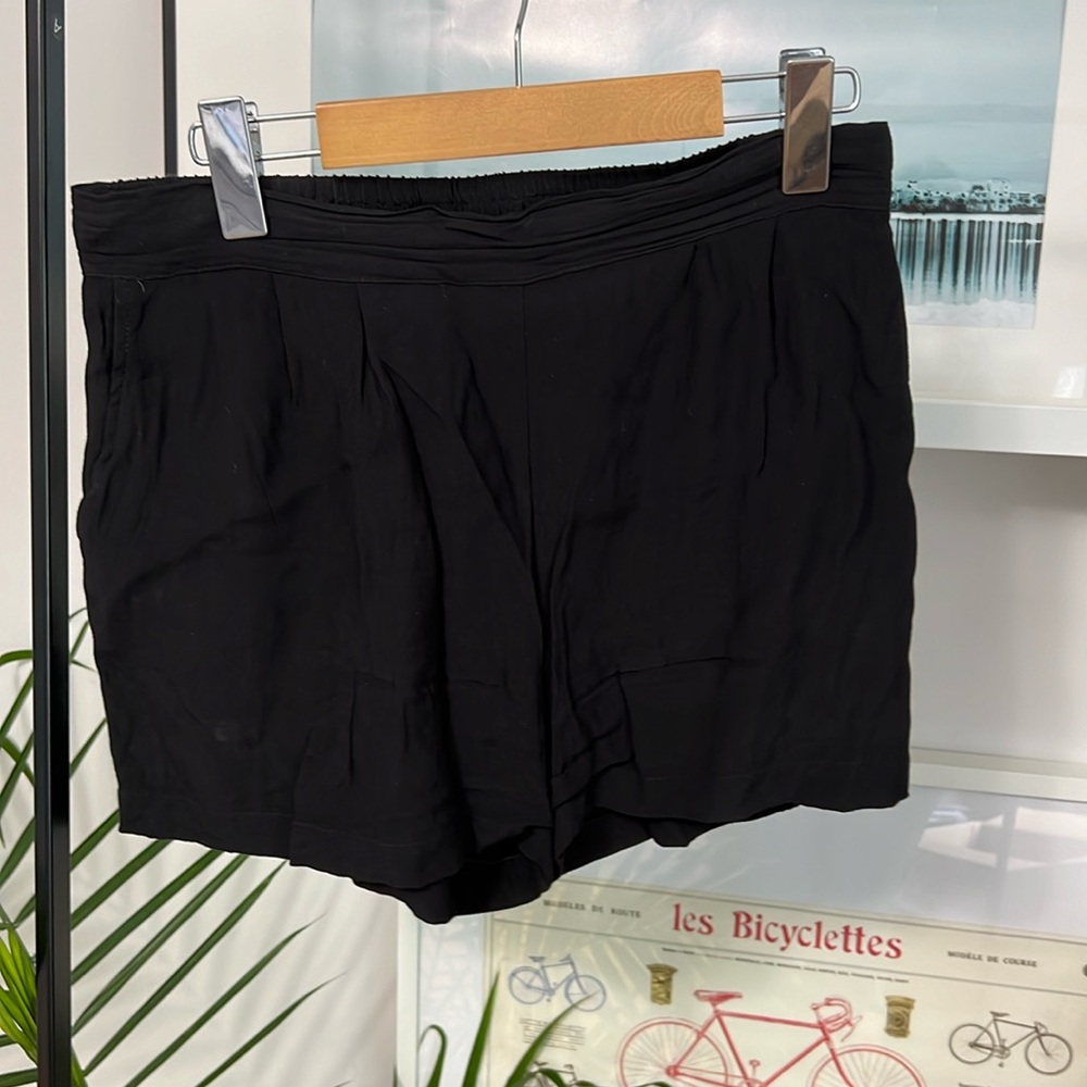 Naif Montreal black drapey shorts